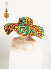 NUCTA Fascinator